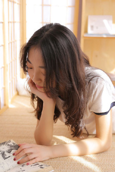 产品开发部的女职员